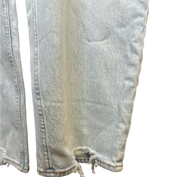 Abercrombie & Fitch the mom high rise Love High Rise Curve light wash 37/24L - Picture 5 of 16